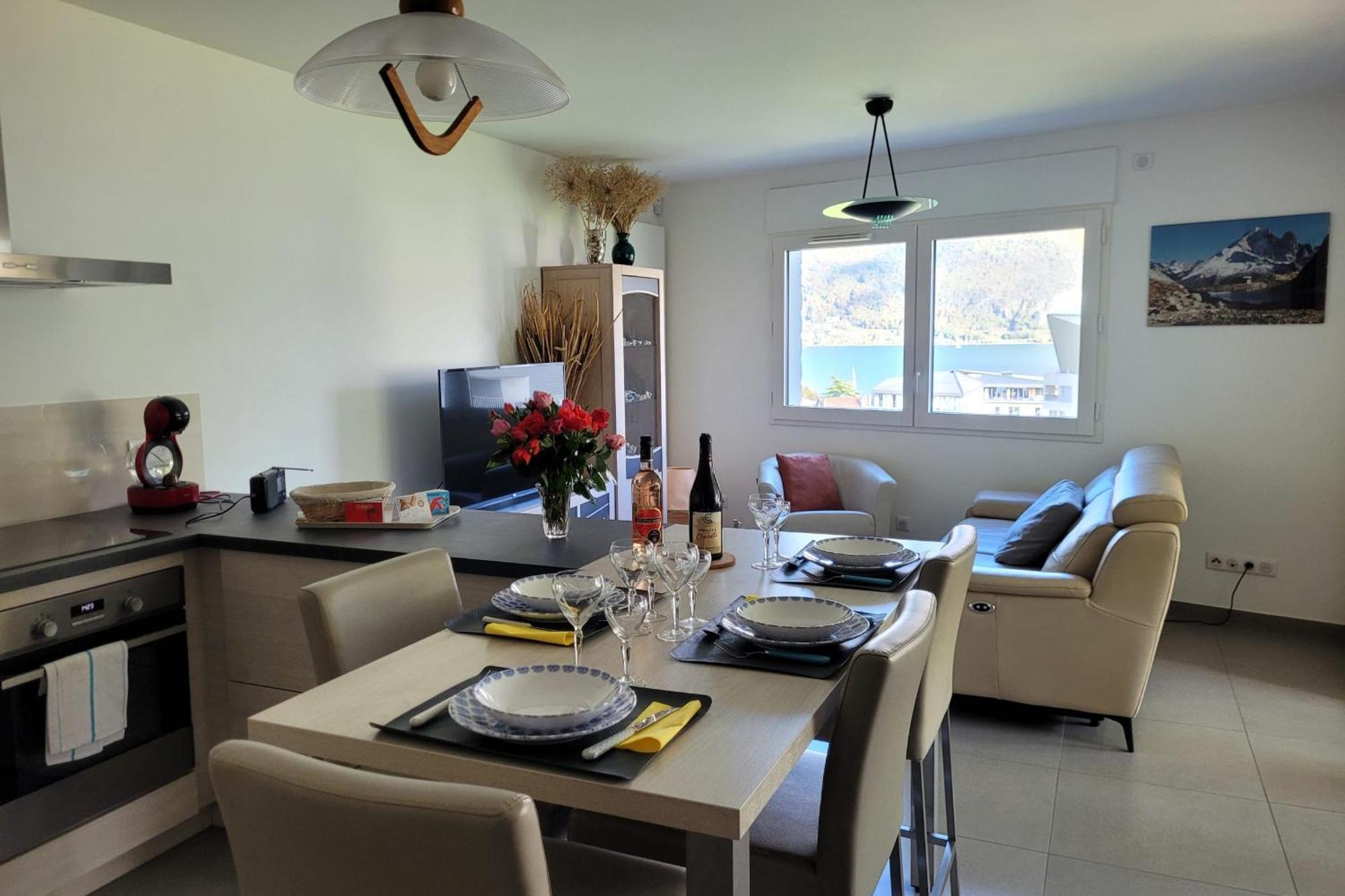 Le Tableau Du Lac 507 - 2 Bedrooms Apartment With Lake View Terrace Annecy Exteriör bild
